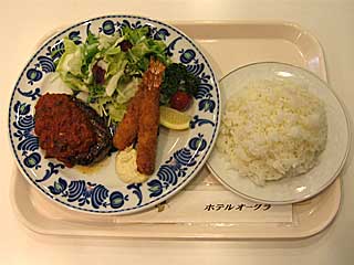 ハンバーグとエビフライの盛合せ(ヒットカフェ)