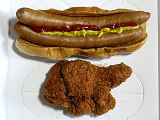 ダブルドッグ+フライドチキンセット(ファーストキッチン)