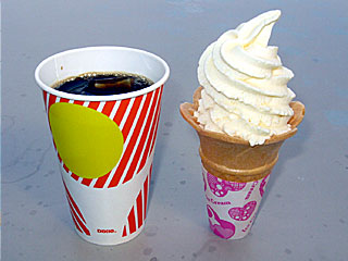 アイスコーヒー&シルクアイス(ひといき茶屋)