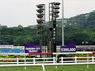 【シンガポール】クランジ競馬場