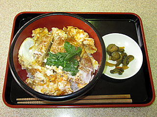 うま勝つ丼（福麺）