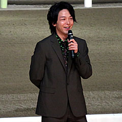 中村倫也