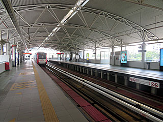 スンガイベシ（SungaiBesi）駅