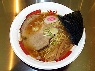 らぁめん〔らぁめん楽〕