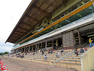 水沢競馬場メインスタンド