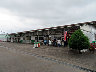 水沢競馬場食堂街