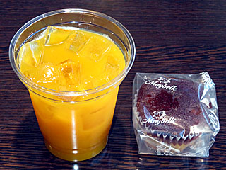 マンゴージュース&マドレーヌ〔耕一路〕