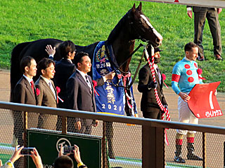 イクイノックス（東京スポーツ杯2歳ステークス）