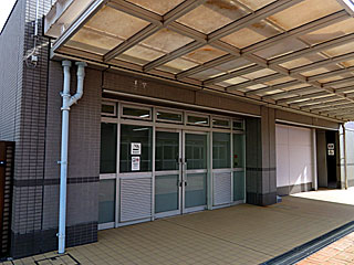 馬場内喫煙所@東京競馬場