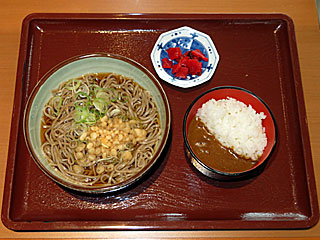 そばとミニカレーセット（朝限定）