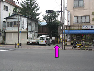 府中駅から東京競馬場へ